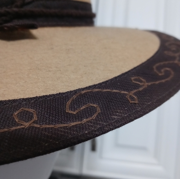VINTAGE ARREGUI INDUSTRIA PERUANA BEIGE WOMEN\'S HAT WITH EMBROIDERED TRIM 54/3 main image 4